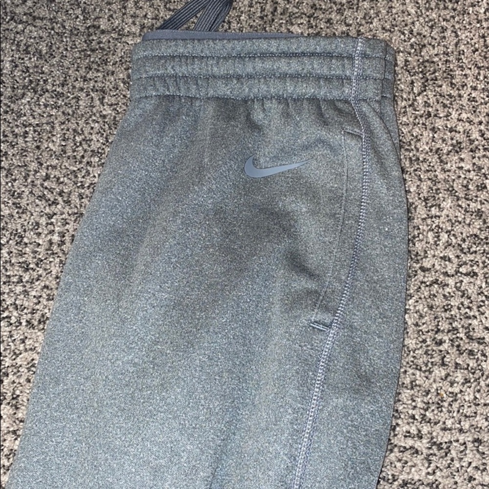 DRI FIT NIKE SWEATS